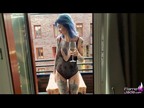 ❤️ విపరీతమైన అమ్మాయి గల్ప్‌తో చప్పరిస్తుంది మరియు ఓపెన్ స్కై కింద ఉద్రేకపూరితంగా ఫకింగ్ చేస్తోంది ️❌ హార్డ్ పోర్న్ te.superpornpics.ru ️❤